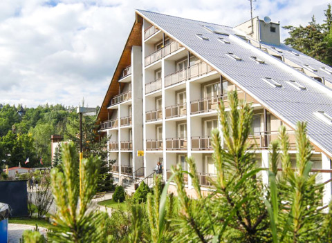 Biele Karpaty: Hotel Radějov **** + polpenzia, minigolf a vírivka neobmedzene.