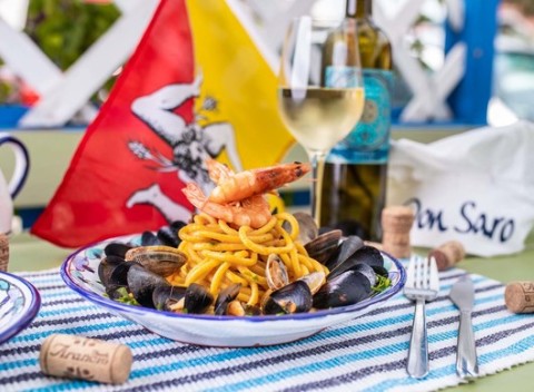 Talianske špagety, bruschetta a prosecco v autentickom Don Saro Cucina Siciliana.