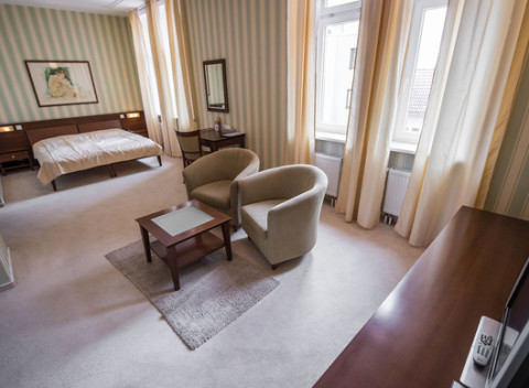 Dovolenka na úrovni v hoteli Sandor Pavillon**** v Piešťanoch s wellness a dieťaťom do 12 rokov.
