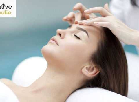 Masáž tváre, krku a dekoltu - účinný prípravok v boji so starnutím pleti.