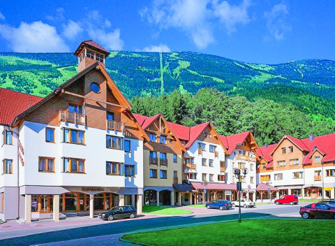 Krkonoše pre celú rodinu v Apartmánoch Tučkin s polpenziou, bazénom a fitness.
