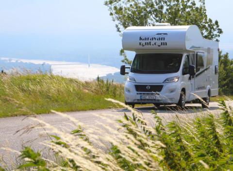 Prenájom autokaravanov až pre 6 osôb s vysokým komfortom - aj s platnosťou až do konca roka 2019.