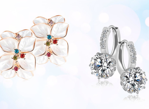 Set šperkov alebo náušnice so zirkónmi a rakúskymi krištáľmi + darčeková krabička zdarma.