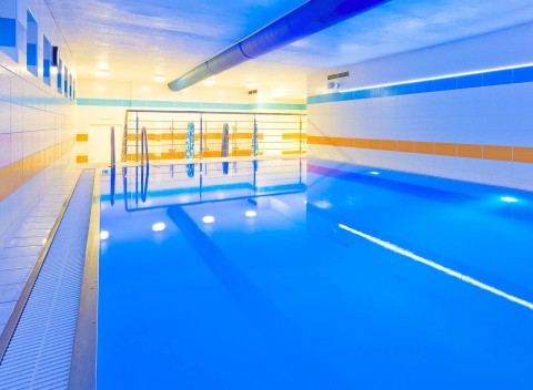 Olomouc v Hoteli Flora *** s polpenziou, bazénom a kúpeľnými procedúrami.