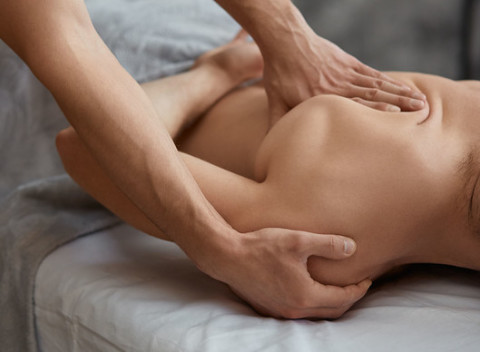 Mäkké techniky alebo Graston technika na uvoľnenie svalstva. Nenechajte bolesť vyhrať!