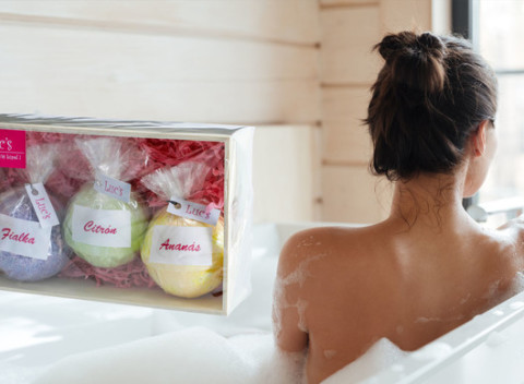 Šumivé bomby do kúpeľa v darčekovom boxe - na výber rôzne vône.