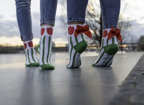 Zábavné bavlnené ponožky Crazy STEP – ideálny darček pre seba a celú rodinu.