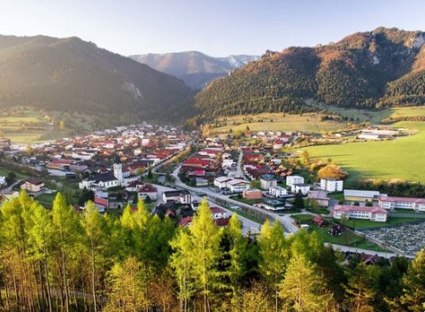 Dovolenka v Terchovej - pobyt s raňajkami v Hoteli Gold*** pod sochou Jánošíka.