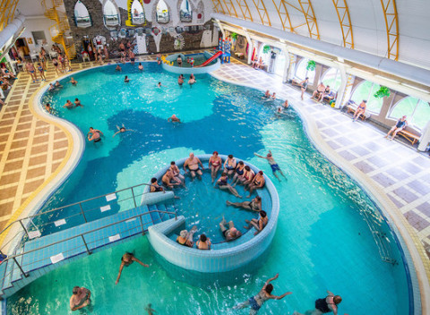 Relax vo Veľkom Mederi len kúsok od termálneho kúpaliska Thermal Corvinus v penzióne Nostalgia.