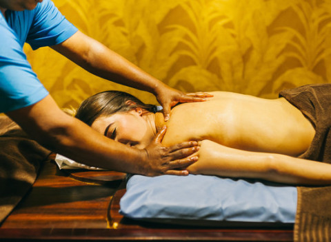 Originálne ajurvédske masáže v prvom centre ajurvédskej medicíny AYUR GANESH.