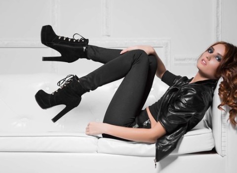 Nenechajte sa obmedzovať počasím. Zoštíhľujúce dámske termo legíny – 3 ks v univerzálnej veľkosti.