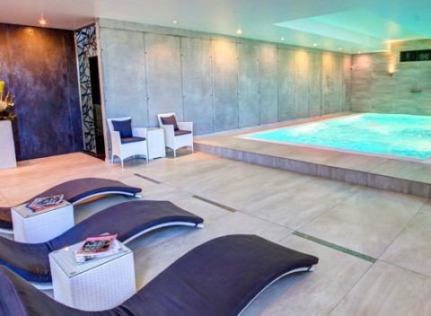 Až 120 minút vo wellness pre dvoch s fľašou sektu v rekreačnom stredisku Marina Liptov.