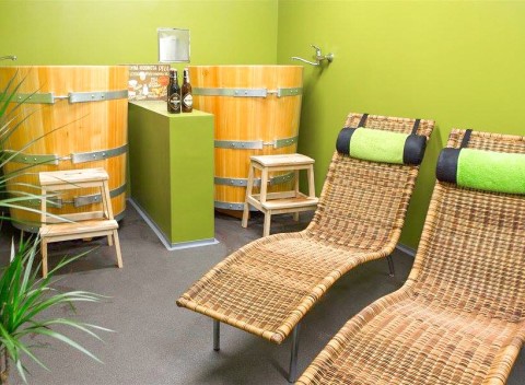 Poděbrady: Kleopatrine kúpele s raňajkami, pivným kúpeľom a procedúrami.