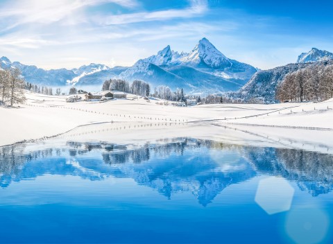 Rakúské Alpy pri skiareáloch v Hoteli Evianquelle *** s polpenziou a saunou.