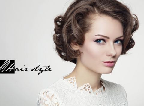 Staňte sa hviezdou vianočného večierku. Studio HairStyle vám vyčarí krásny spoločenský účes s úpravou nechtov či líčením. 