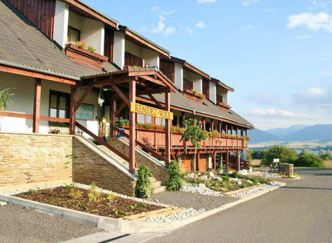 Liptov v hoteli v podhorí Nízkych Tatier s wellness a polpenziou + platnosť do júna 2020.