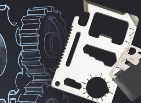 Multifunkčná kreditka Jedinečná pomôcka s 11 nástrojmi na prežitie