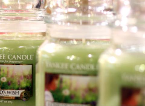 Prevoňajte celý váš domov Sada troch voňavých sviečok YANKEE Candle