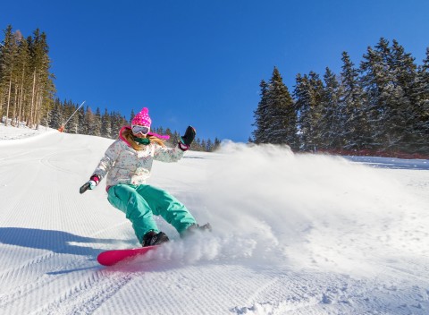 Krkonoše u skiareálov v Parkhoteli Harrachov *** s polpenziou a Harrachov Card.