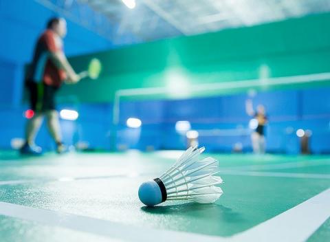 Permanentky na bedminton Príďte si zahrať do Bowling baru v Bratislave