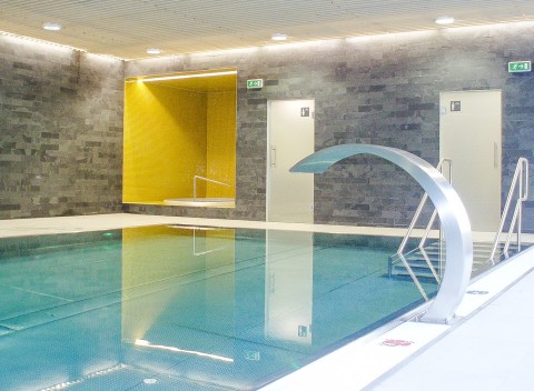 Vysočina pri skiareáli v Hoteli SKI *** s polpenziou a wellness s bazénom.