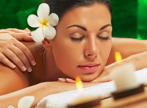 Doprajte si chvíľku oddychu Klasická, športová či relaxačná masáž tela 