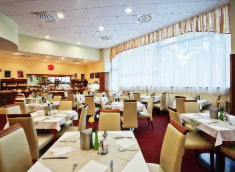 Silvestrovský pobyt na 2 noci v Avanti Hotel **** Brno pre 2 osoby s raňajkami.
