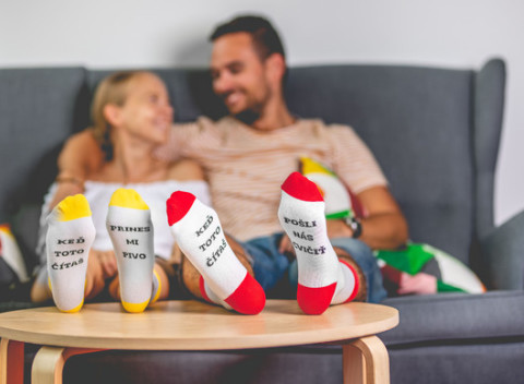 Vtipné slovenské ponožky s nápismi. Utárané ponožky podľa vlastného výberu.