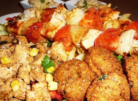 Bohatý orient tanier Pochúťka "Jaskyňa" pre dvoch