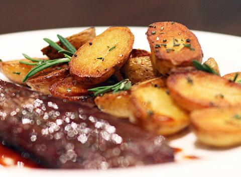 Výnimočná kombinácia chutí 3-chodové prímorské menu, steak či káva a dezert