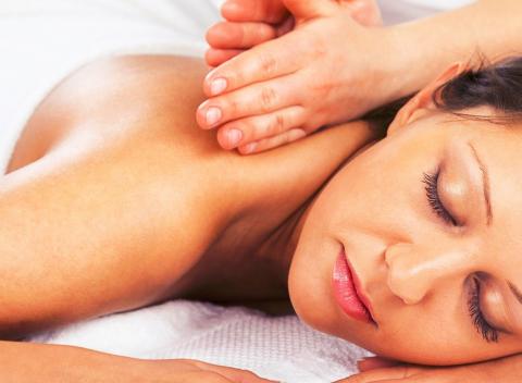 Doprajte si skvelý relax Vianočné balíčky masáží v salóne Bella Dea