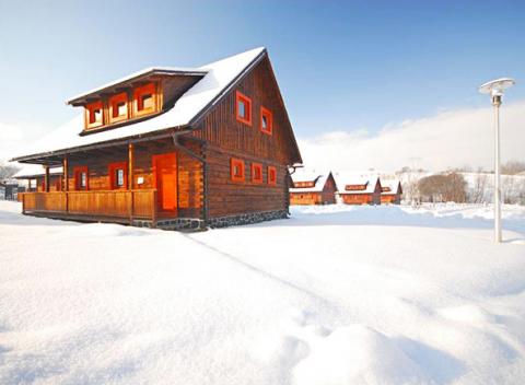 Unikátne zruby Magura Village až pre 6 osôb na Liptove, bezkonkurenčná kombinácia komfortu, tradícií a prírody.