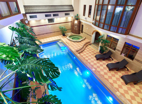 Pobyt s polpenziou a neobmedzeným SPA v Kinga Hoteli Wellness**** pri krásnom jazere.