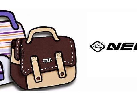 Originálne kreslené 2D tašky NELL cez rameno. Pohodlný doplnok obdĺžníkového alebo batôžkového typu s magnetickým zapínaním.