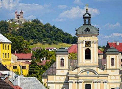 Doprajte si jedinečný relax. Luxusný gurmánsky pobyt v Hoteli Salamander*** v historickej Banskej Štiavnici.  