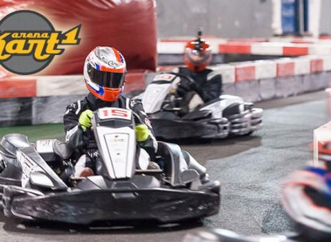 Nezabudnuteľný zážitok na celý život. Jazda na motokárach pre šiestich na najväčšej halovej dráhe Kart One Arena