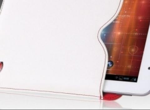 Prestigio MultiPad 4 Ultra Quad 8.0 3G novej generácie v bielej farbe. Ide o dokonalé riešenie pre zábavu s inteligentným systémom Android.