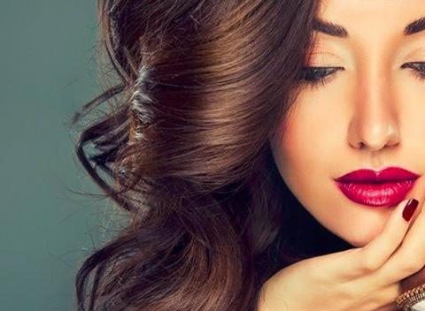 Stačí jeden jediný pohľad a dokážete aj nemožné! 3D mihalnice, úprava obočia, farebné zdobenie alebo Ombré mihalnice.