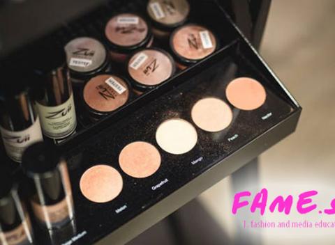 Kurz ayurvédskej masáže a manikúry alebo darčeková poukážka na kurzy beauty a fashion.  Spoznajte novinky z fashion and make-up sveta. 