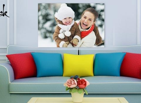 Krásne spoločné chvíle s milovanými osobami zvečnené na umeleckom plátne. Jedinečná dekorácia do vášho interiéru. 