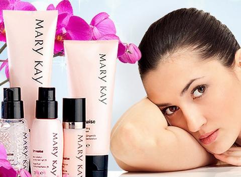 Fantastická mezoterapia kyselinou hyalurónovou alebo hĺbkové ošetrenie. Nechajte rozmaznávať vašu pleť profesionálmi. 