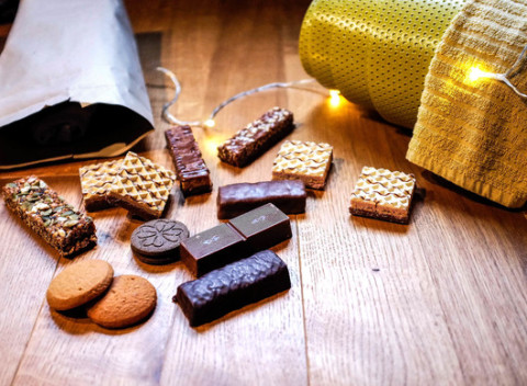 Mikuláš bez výčitiek – zdravé proteínové maškrty bez lepku plné orieškov, kokosu a ovocia.