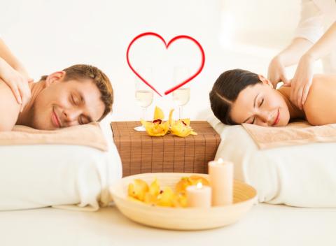 Vydýchnite si z každodenného stresu súčasne so svojou polovičkou. Valentínske párové masáže s bankovaním alebo s čínskou tlakovou masážou.