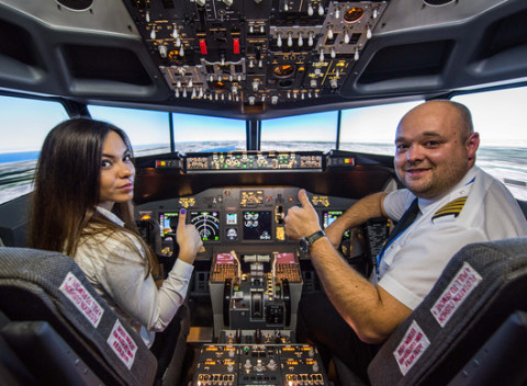 Limitovaný počet kupónov za najlepšiu cenu! Staňte sa pilotom Boeingu 737 na skúšku.