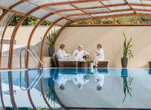 Maďarsko na zámku Fönix Medical Wellness Resort **** s polpenziou a wellness.