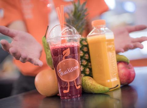 Fruitisimo - dva 0,5 litrové nápoje plné čerstvej šťavy. Doprajte si osvieženie, energiu a poriadnu dávku vitamínov!