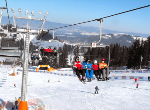 Skipasy do oceňovaného strediska Rusin-Ski v Poľsku aj cez víkendy bez doplatku.