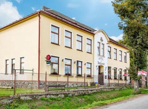 Príďte na jar na Vysočinu! Prežijete tu báječnú dovolenku s bohatou polpenziou a neobmedzenou konzumáciou kávy. 