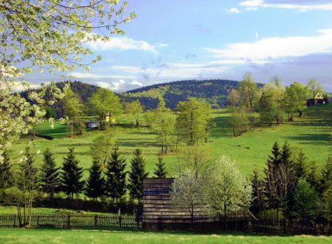 Dovolenka v Beskydách pre dvoch s polpenziou a balíčkom zliav nielen na wellness. Ubytujete sa v útulnom rodinnom hoteli. 