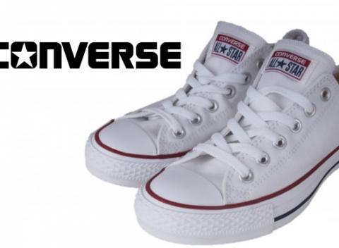 Hodia sa k šatám, džínsom aj obleku. Gumená podrážka, plátený zvršok a overený dizajn od roku 1949. Zľava 30 % na dámske tenisky Converse.